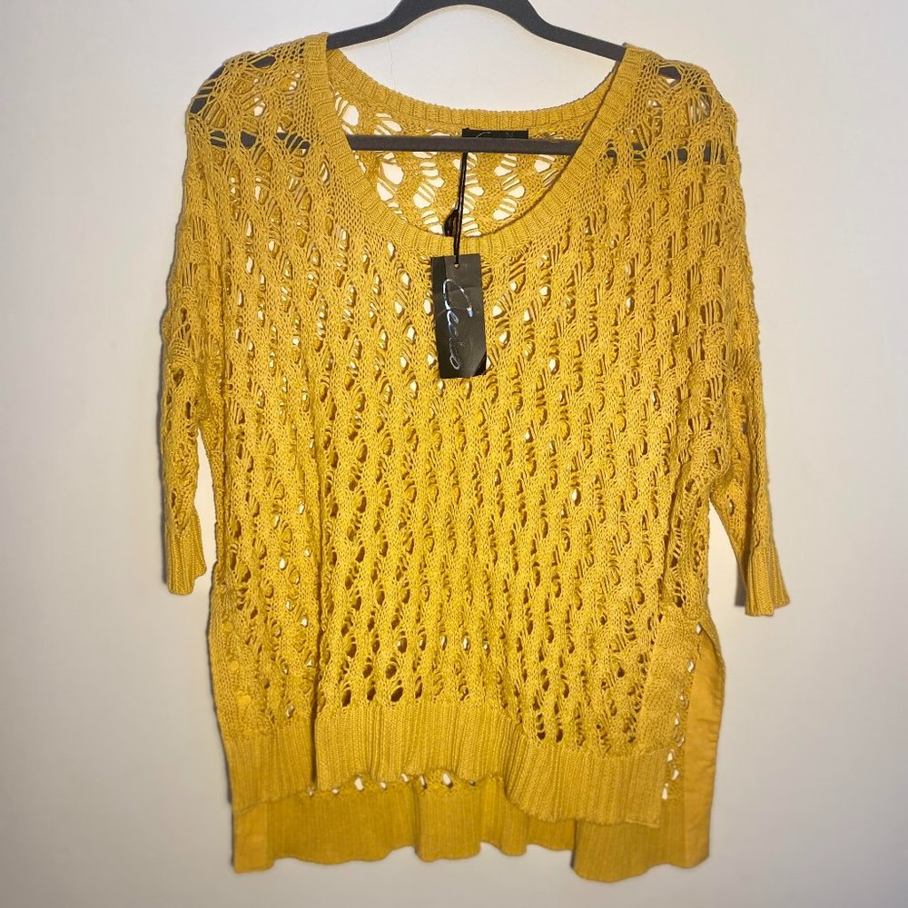 Cecio Yellow/Mustard colored oversized crochet Knit sweater size S.